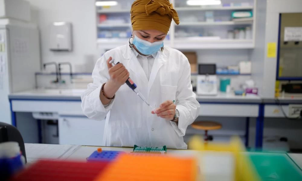 Γαλλία: Εξετάζεται το ενδεχόμενο χορήγησης της τέταρτης δόσης